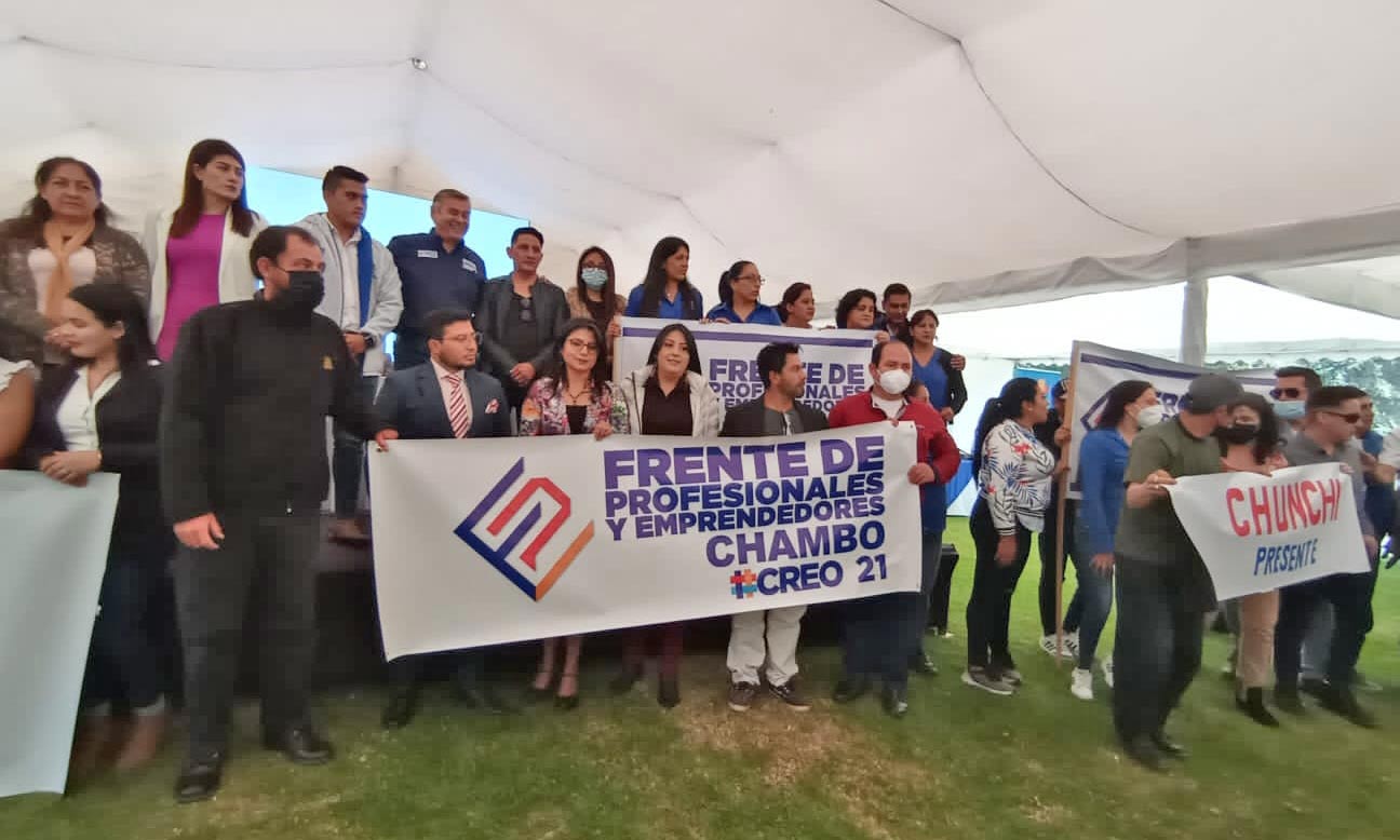 Frente Profesionales de CREO posesiona directivas de Chimborazo