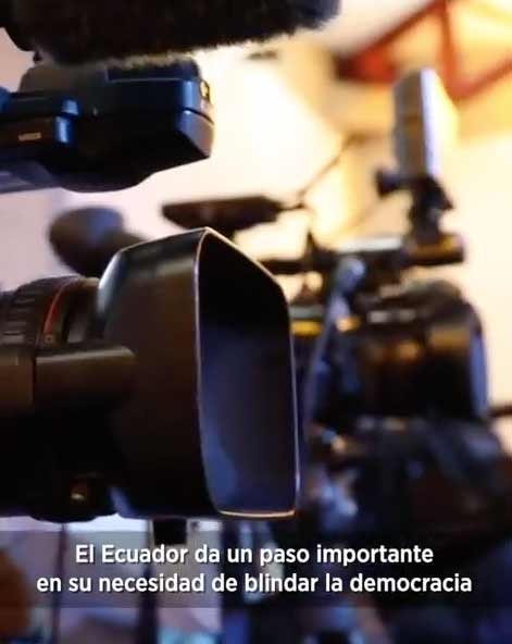 [video] El Ecuador da un paso importante al blindar la democracia ampliando las garantías de la libertad de expresión con la firma del Reglamento a la Ley de Comunicación.