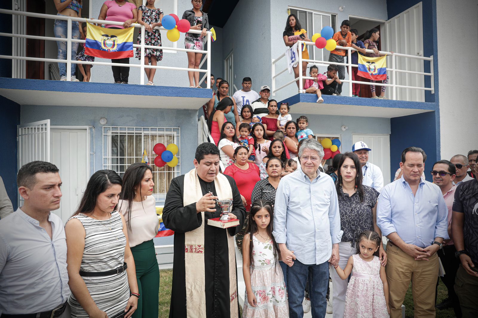 Inaugurar conjuntos habitacionales, dignos, seguros y confortables para las familias ecuatorianas me llena de enorme satisfacción.
