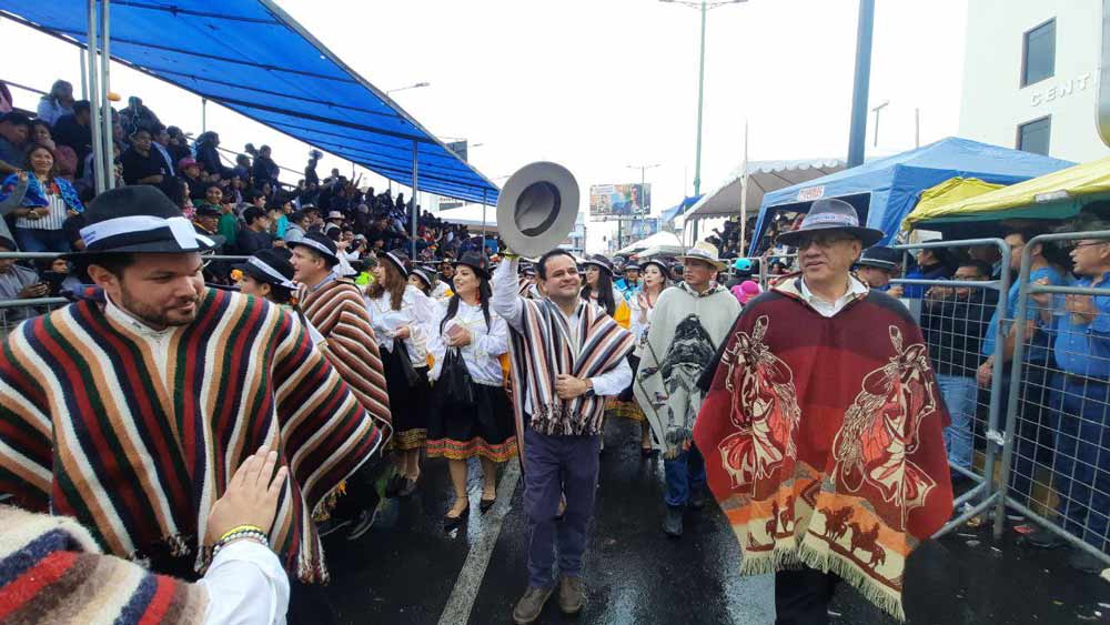 Cotopaxi | Con mucha alegría, fe y devoción, participamos en la máxima fiesta de #Latacunga, La Mama Negra.